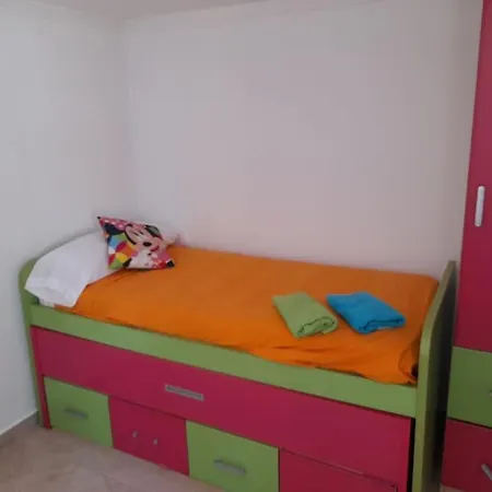 Apartamento Garcia Noblejas - Apartamento En Málaga