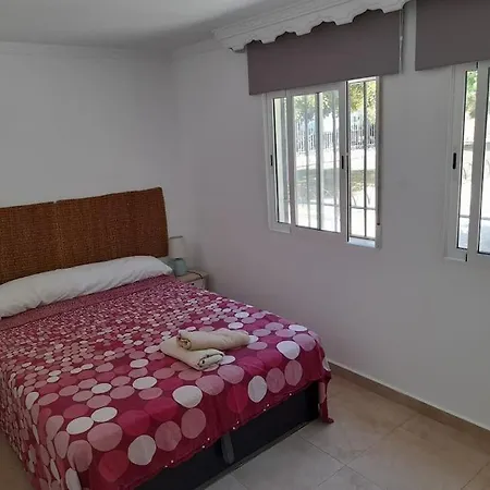 Garcia Noblejas - Apartamento En Apartamento Málaga