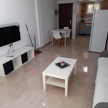 Garcia Noblejas - Apartamento En Apartamento Málaga